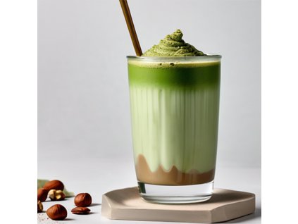 matcha lieskoorieškové latte