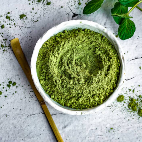 Zelený elixír života: Magické a zdravotní přínosy matcha čaje?🌱