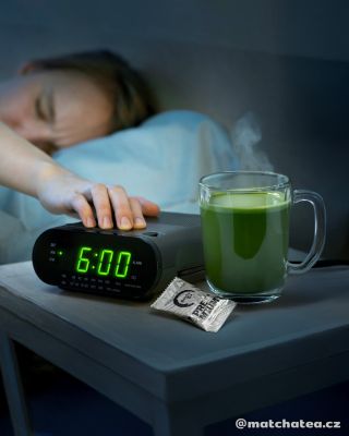 Vstávat do té věčné zimy a tmy se nám dnes vůbec nechtělo ❄️🌫️ Ale teplé Premium nás hezky nakoplo 🍵💚 Jakou matchu pijete...