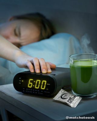 Ráno plné tmy a zimy nás dnes tiež vôbec nelákalo ❄️🌫️ Ale teplé Premium nás príjemne prebralo 🍵💚 Akú matchu si dávate...