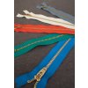 Zip YKK kovový 20 cm