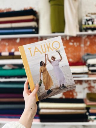 Máme ho na stole, přijď nakouknout! TAUKO magazine č. 19 je oslava severského léta, jak ho sami seveřané vidí. Světlé...