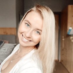 Fotografie zákaznické linky