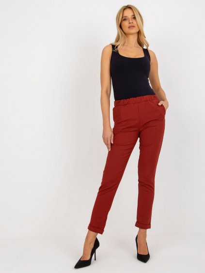Dámské Oblekové kalhoty vínové barvy s elastickým pasem