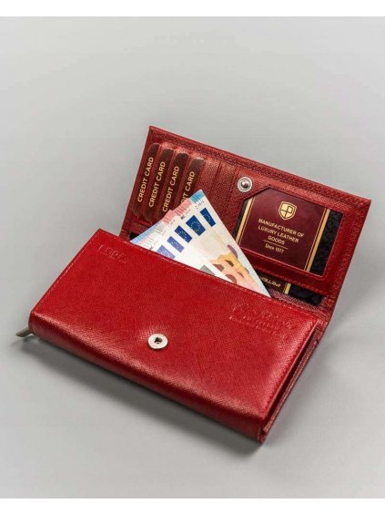 Dámská peněženka v nadčasovém stylu - červená - PETERSON