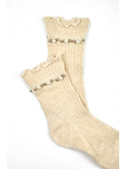 Béžové ponožky s ozdobnými perlami