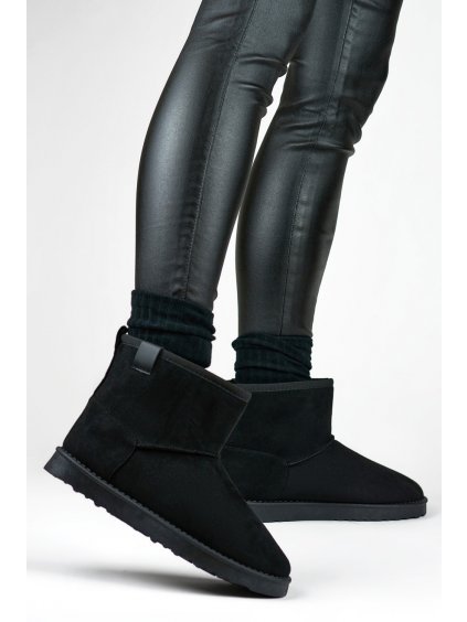 Černé klasické dámské válenky - zateplené boty na zimu