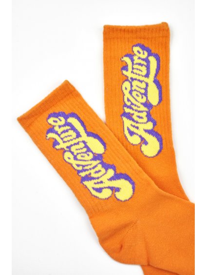Oranžové vysoké ponožky s módním potiskem