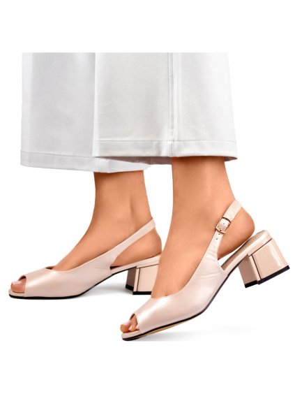 Béžové elegantní dámské sandály na blokovém podpatku