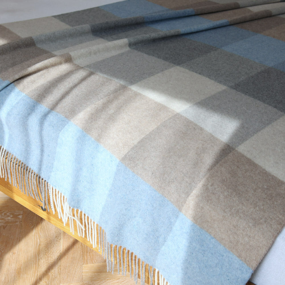 Kašmírový pléd Chess modro–hnedý – šachovnicový vzor