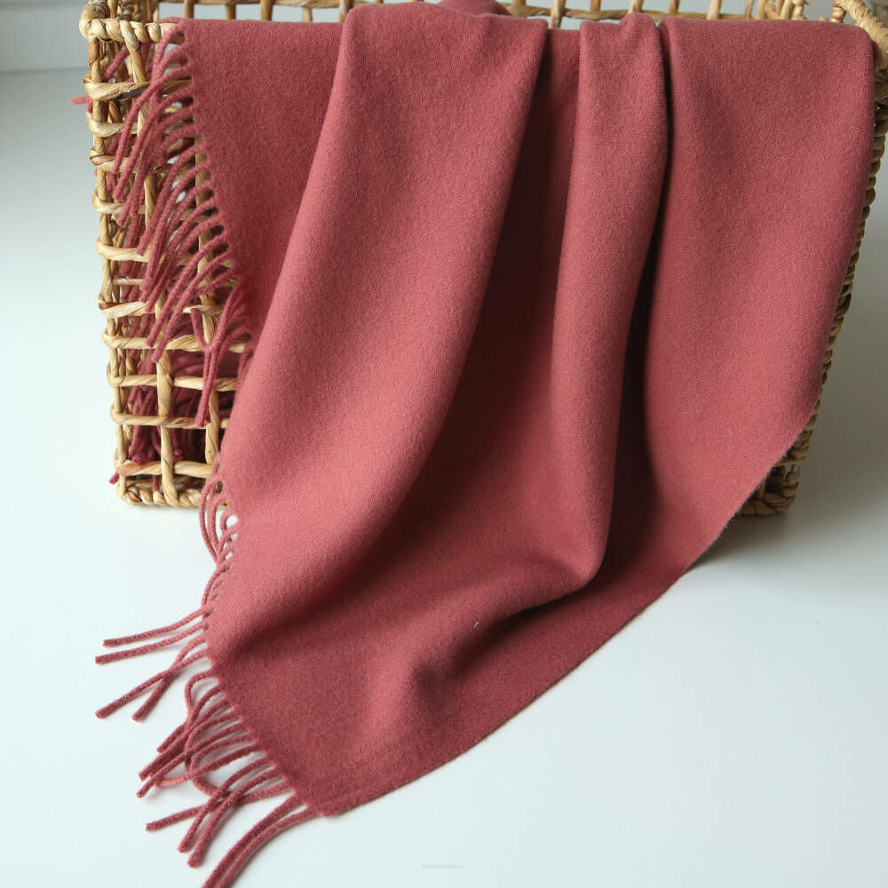 Merino deka/pléd malinový – detail tkania