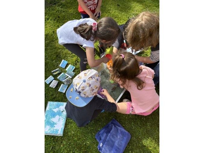 E-BOOK "Jak na smyslové hraní v mateřské škole, které téměř nic nestojí."