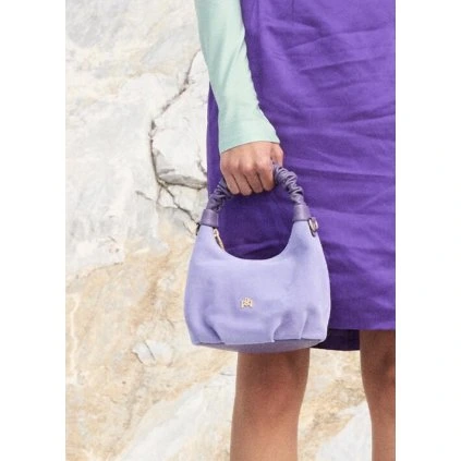 B000006098240 LAV 05