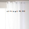 zaclona pompons 2