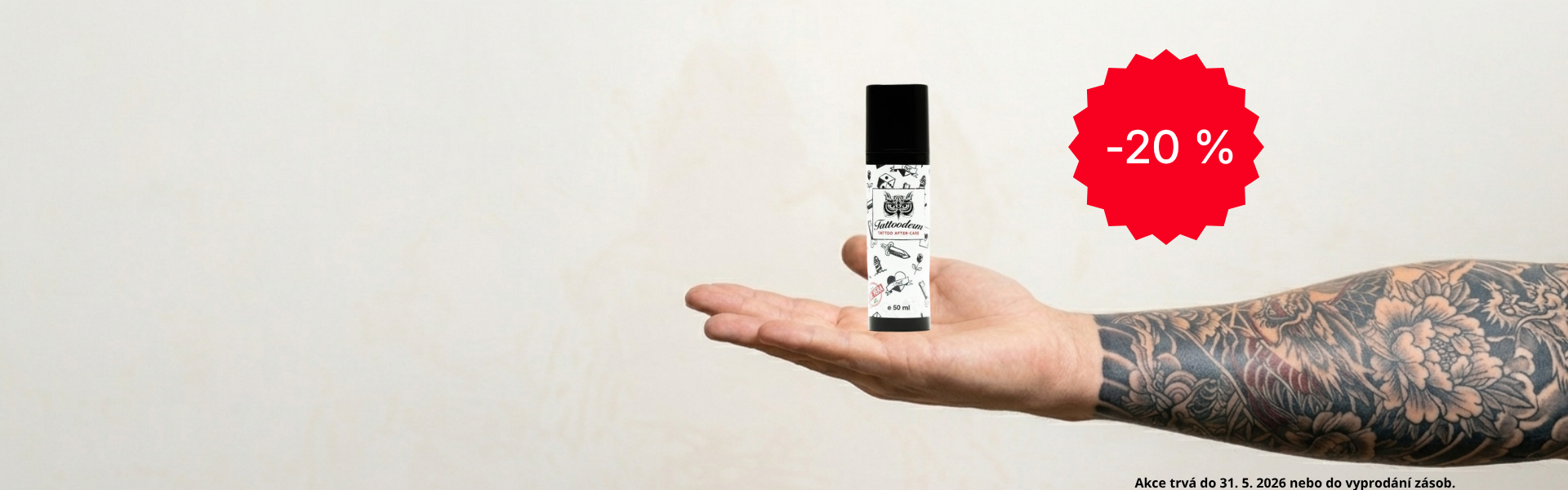 Potetovaná paže a balení Tattooderm s 20% slevou
