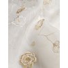 Organza vyšívaná 3D BÉŽOVÉ KVĚTY bílá