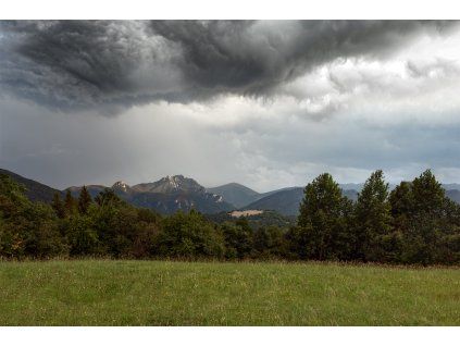 Mraky nad Rozsutcom, hotovo