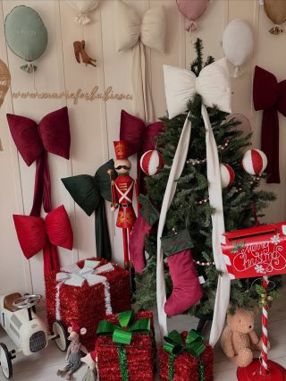 Mavie mašle z vánoční kolekce jsou letošním MUSTHAVE❤️‍🔥. Samozřejmě Vám je rádi ušijeme i s extra dlouhými stuhami❣️ Cena...