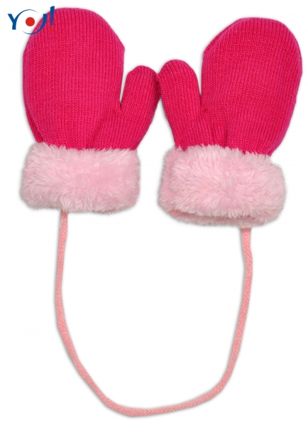 Zimní kojenecké rukavičky s kožíškem - se šňůrkou YO - malinové/růžový kožíšek Velikost koj. oblečení: 98-104 (2-4r)