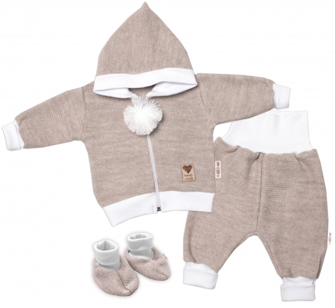 Baby Nellys 3-dílná souprava Hand made, pletený kabátek, kalhoty a botičky, béžová Velikost koj. oblečení: 62 (2-3m)