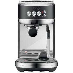 SES500BST kompaktné pákové espresso SAGE