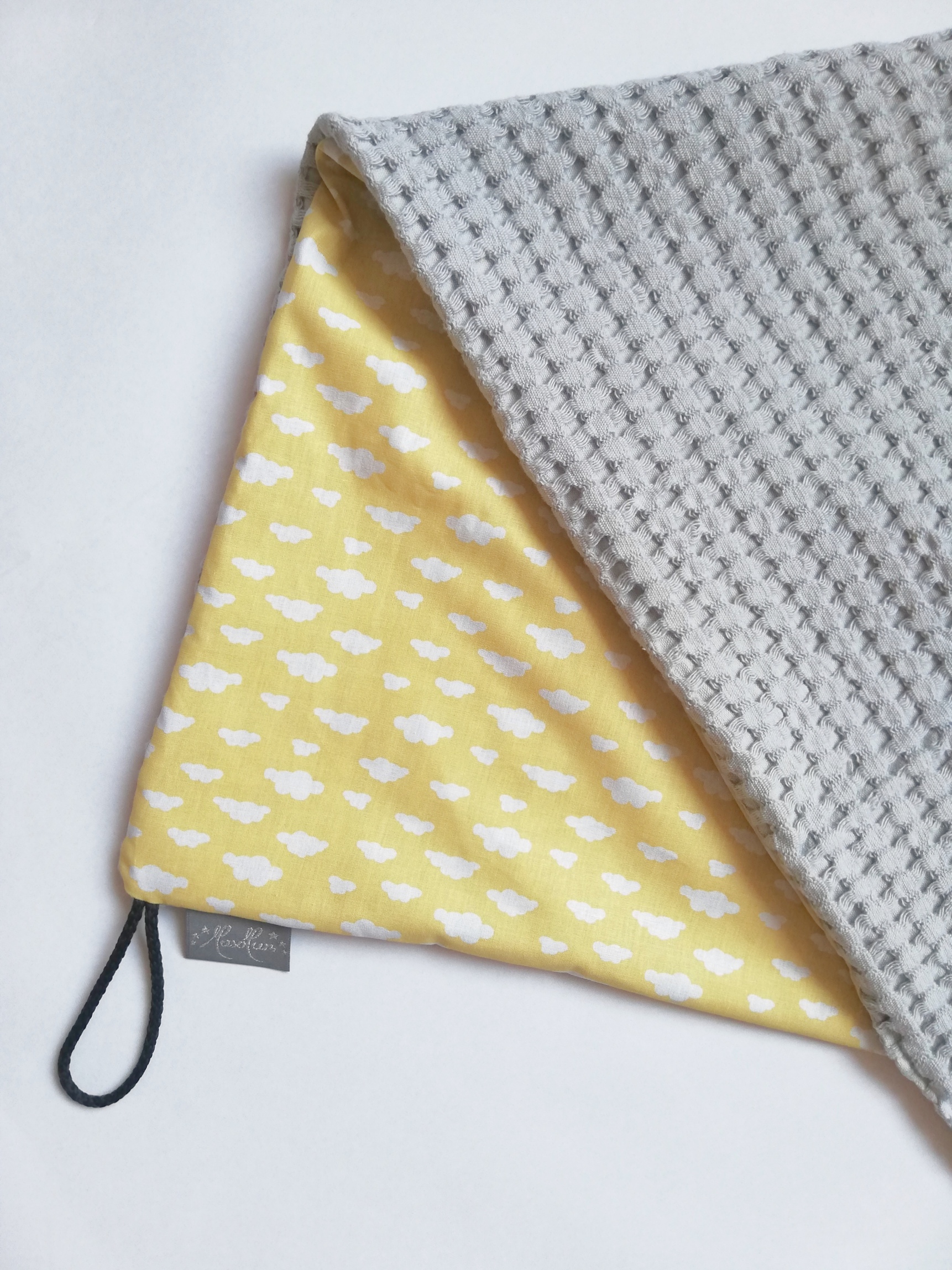 Bavlněná deka - osuška žluté mráčky / waffle šedá