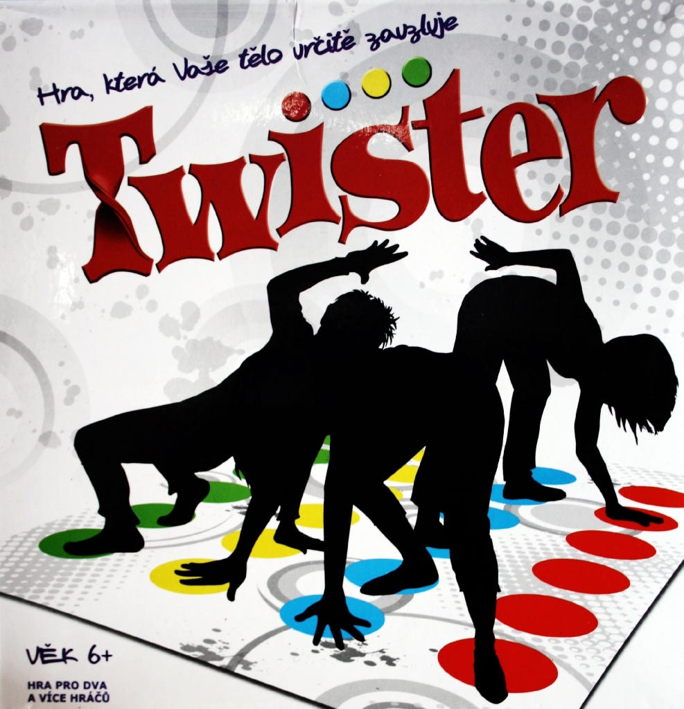 Společenská hra TWISTER v akci!