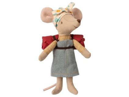 hiking mouse big sister