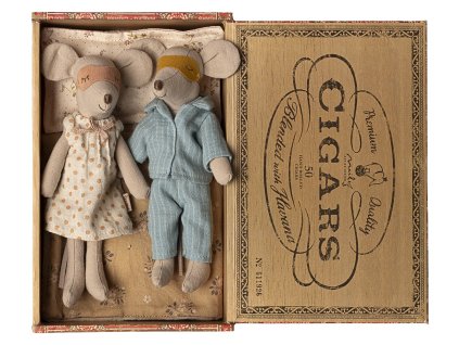 Maileg Máma a táta v krabičce od doutníků 2025 Maileg Mum and dad mice in cigarbox