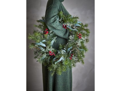 Bloomingville Dekorativní vánoční věnec z umělé borovice Ø60 cm Bloomingville Pine Wreath, Artificial Flowers