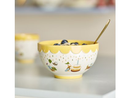 Bloomingville Kameninová miska s narozeninovým motivem Yellow  Bloomingville Celebrate Bowl, Yellow, Stoneware