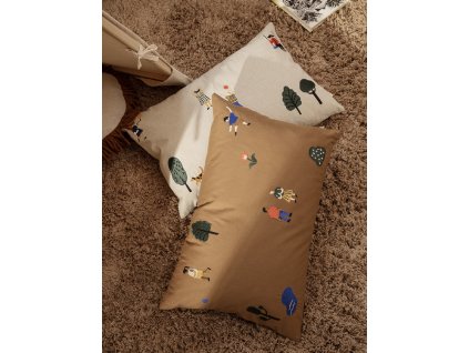 fermLIVING Vyšívaný polštářek Park Sugar Kelp  fermLIVING The Park Cushion - Sugar Kelp