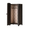 closet dark2