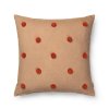 fermLIVING Polštářek Dot Camel/Red  fermLIVING Dot Tufted Cushion - Camel/Red
