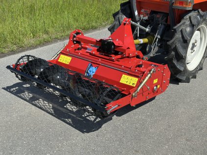 Zakladač trávníků STB165 za traktor