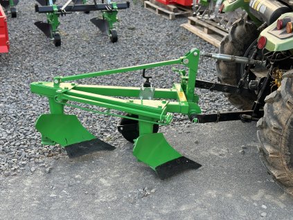 Dvouřádkový / dvojradličný pluh za traktor