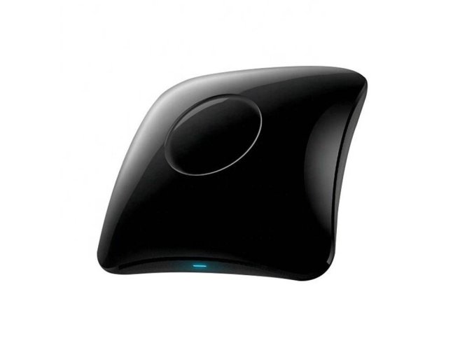 Univerzální dálkové ovládání / řídicí jednotka BroadLink RM4 Pro