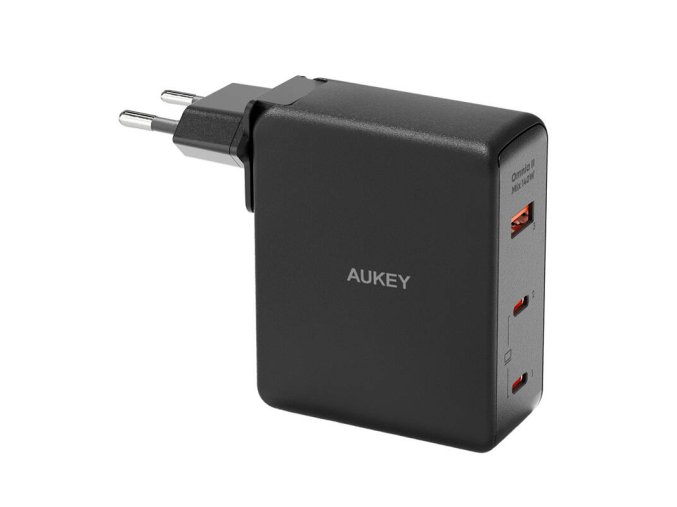 Nástěnná nabíječka Aukey PA-B7O, 1xUSB-A, 2xUSB-C, 140W GaN (černá)