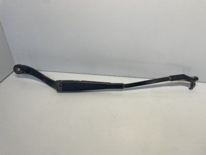 Mercedes-Benz C W204 levý stěrač A2048200044