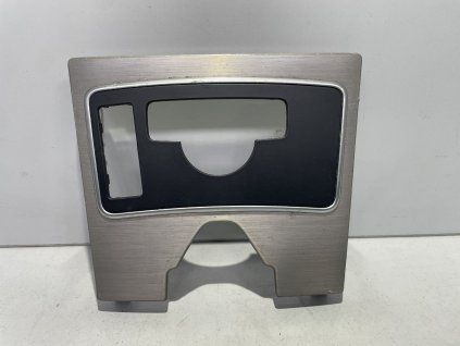 Mercedes-Benz E W212 krytka na středový panel