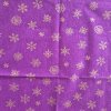 Ubrus - Zlaté vločky na fialové