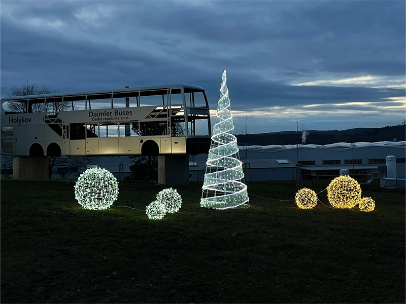 vizualize vanocnich dekoraci, vanocni dekorace pro mesta a obce, instalace vanocnich dekoraci, svetelna vyzdoba, svetelna dekorace, zakazkova vyroba dekoraci pro mesta a obce, vanocni dekorace na sloupy verejneho osvetleni, vanočni vyzdoba pro mesta, vanočni vyzdoba pro obce, MC DECO