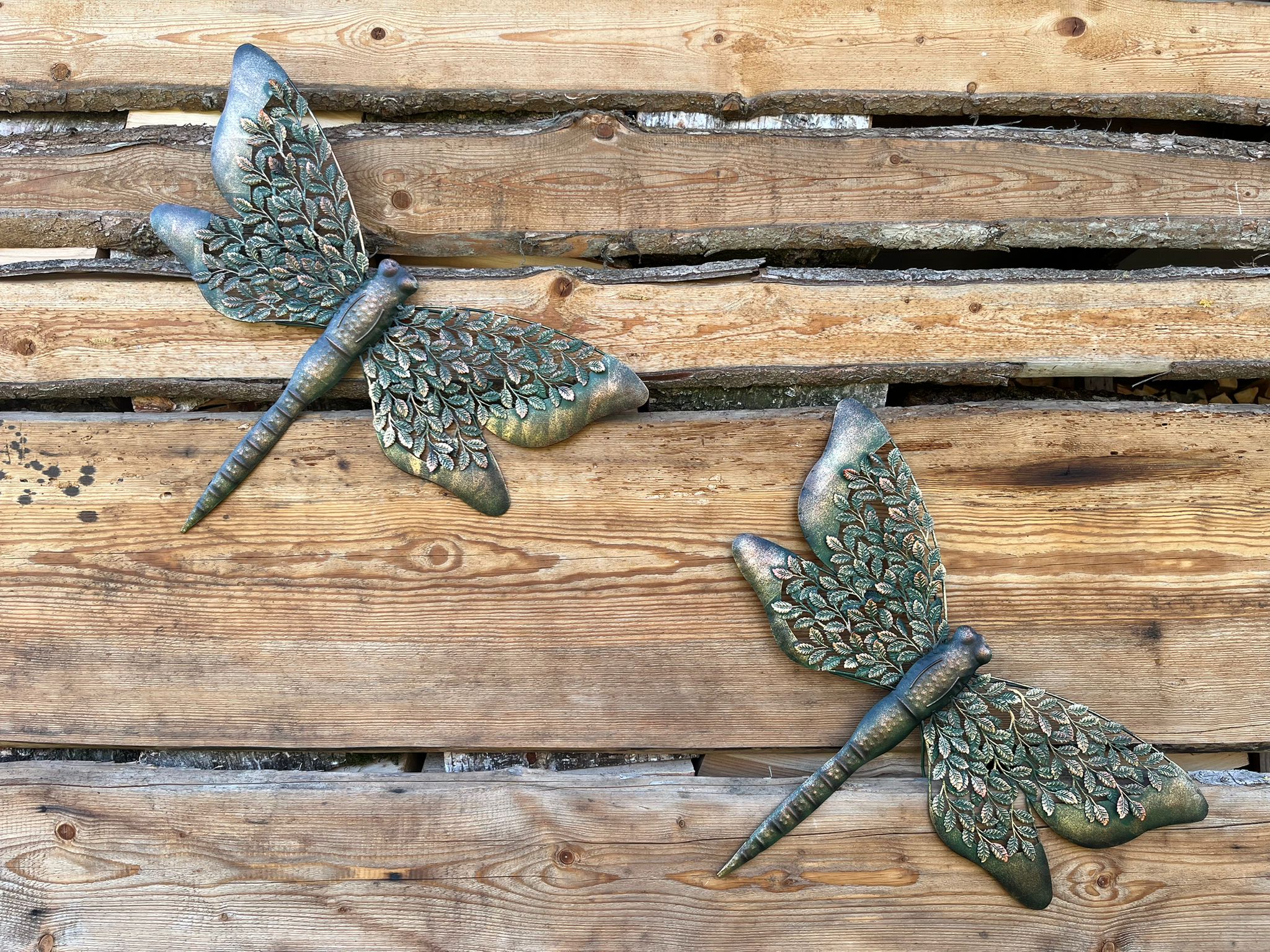 vážka měděná kovová