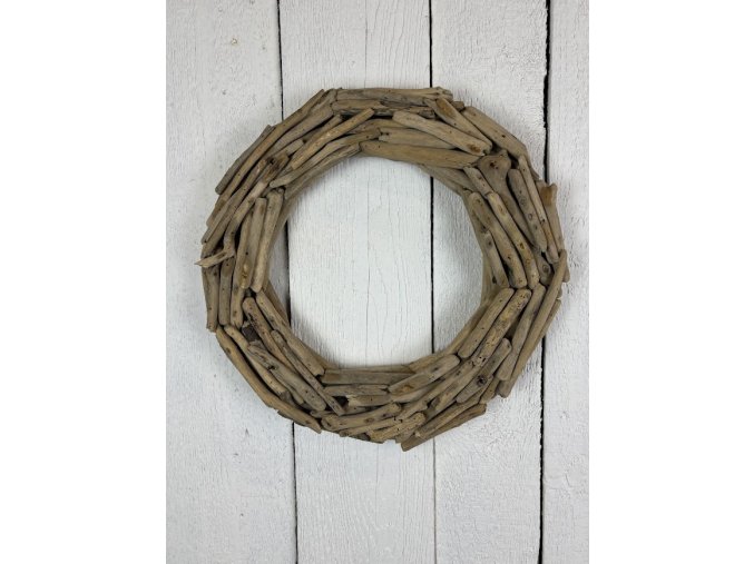 1 dřevěný věnec