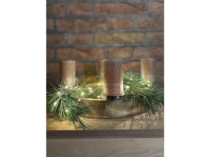 6578 adventni svicen z mangoveho dreva a kovu