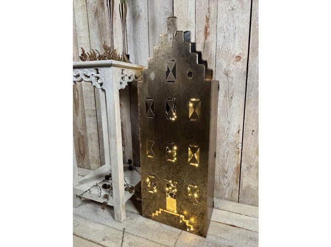 Lucerna městský domek