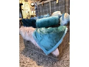 1892 5 vzorovana deka s berankem