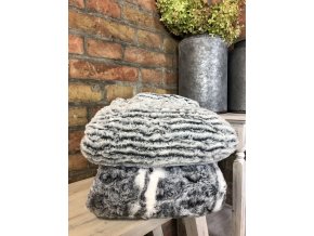 Deka se vzorem (Design Vlnky)