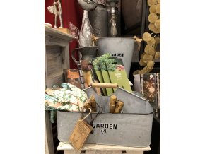 416 6 zahradni sedy organizer