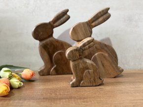 5790 1 velikonocni dekorace kralicka z mangoveho dreva